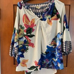 Beautiful spring blouse peasant style medium gorgeous colors. EUC